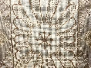 アンティーク　花亀甲模様織り出し本場泥大島紬着物